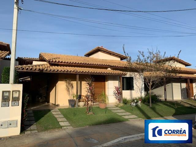 Casa Confortável em Condomínio Fechado